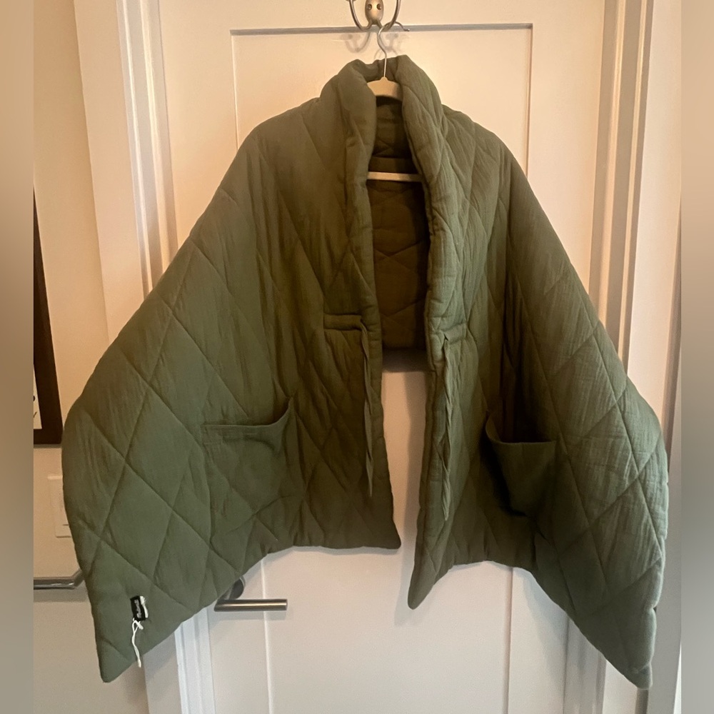 Madewell Sage Green Quilted Wrap